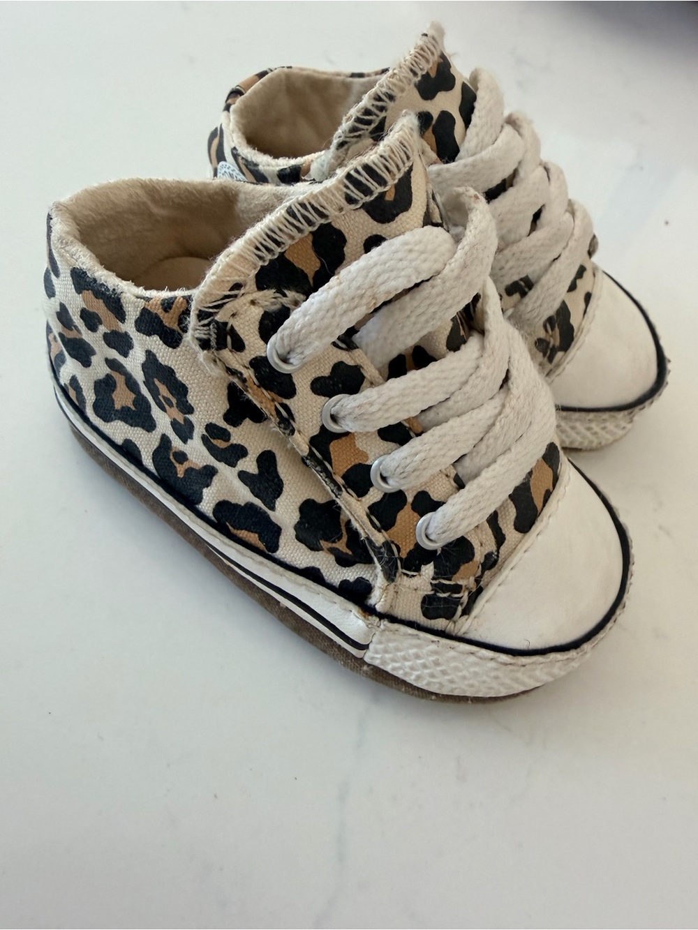 Leopard Baby Converse